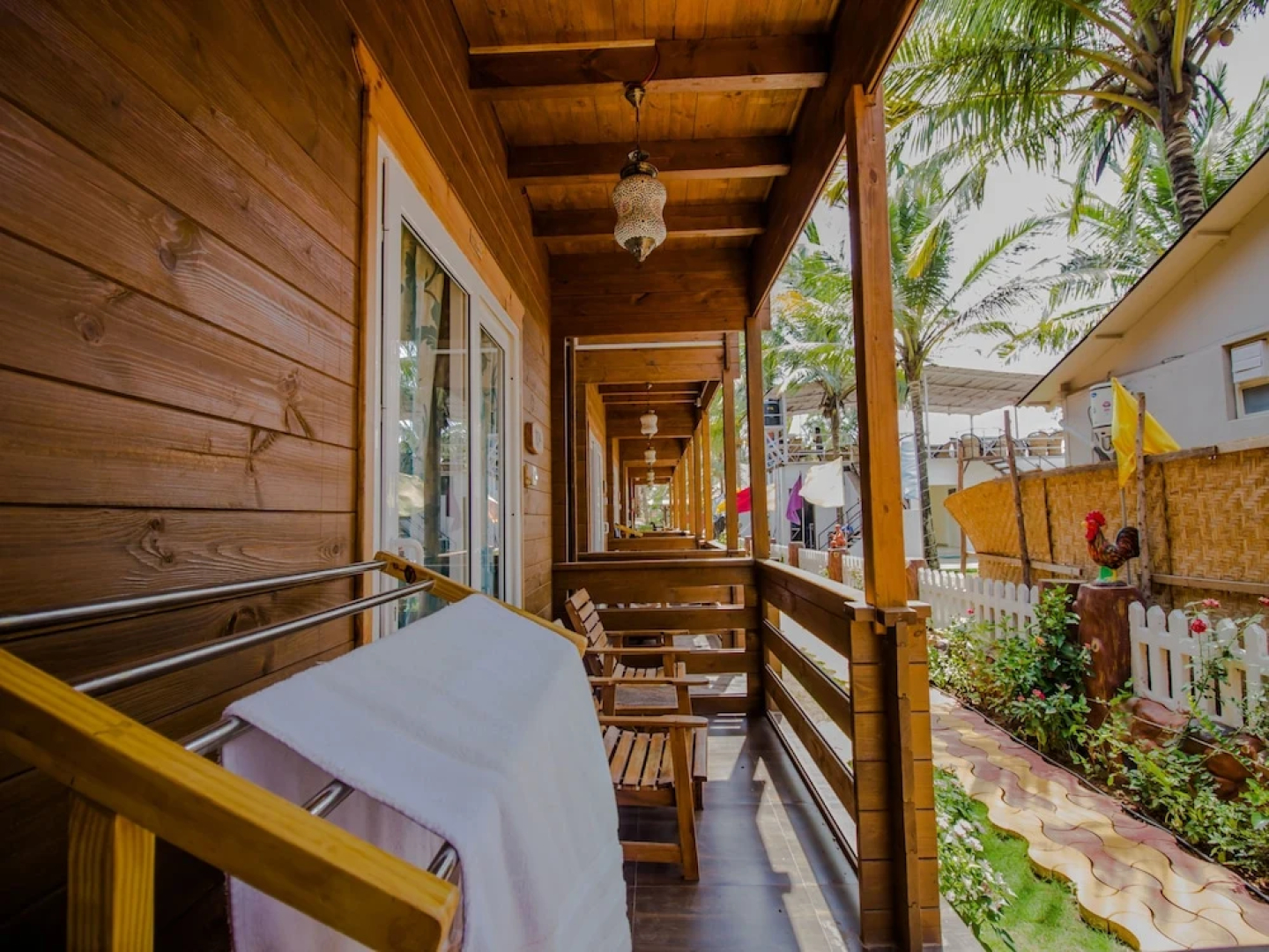 OYO 14146 Home Modern Beach Cottages Morjim