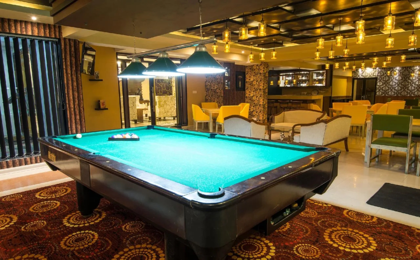 Mount Breeze Hotel