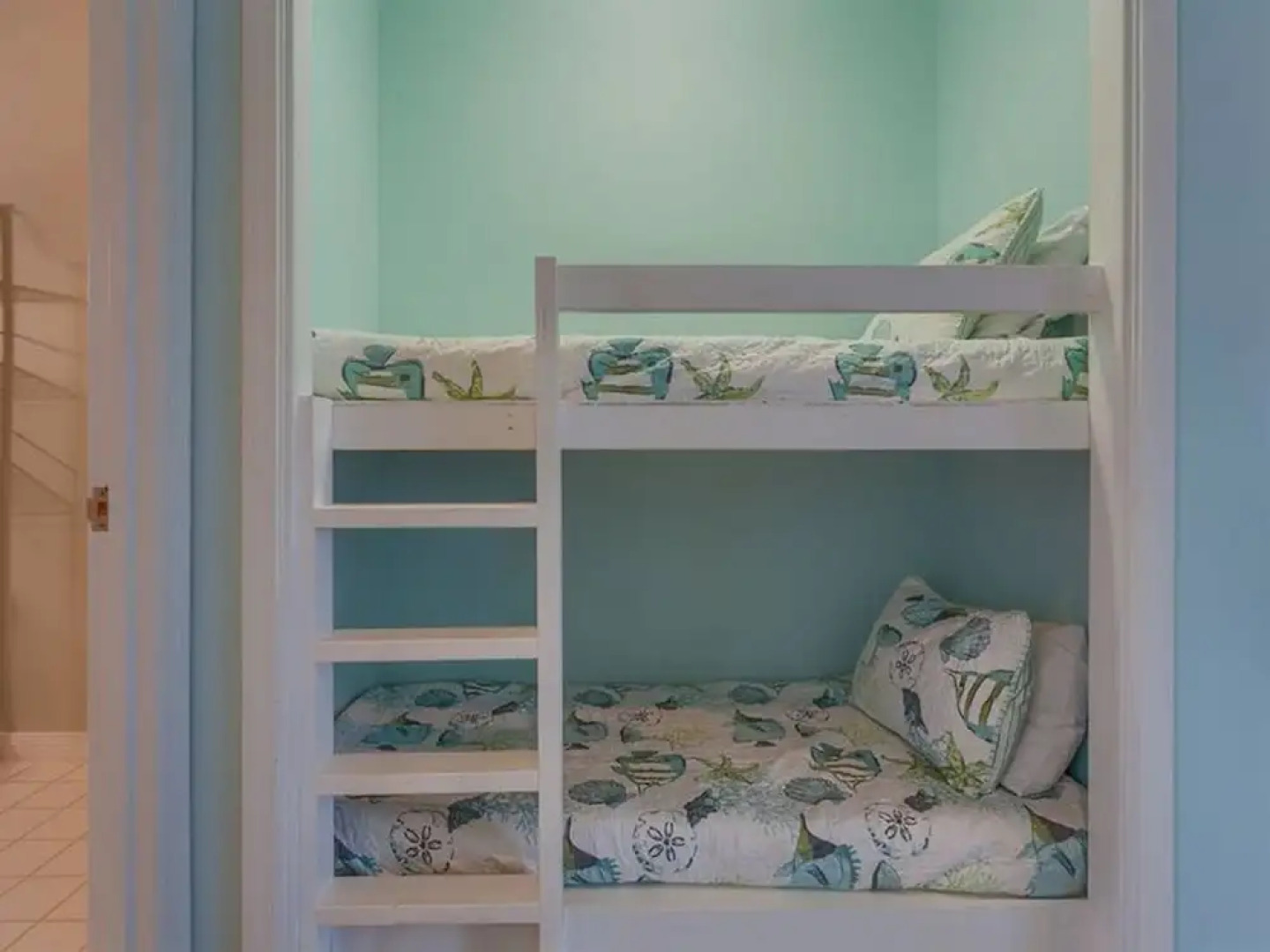 C-Glass by Meyer Vacation Rentals