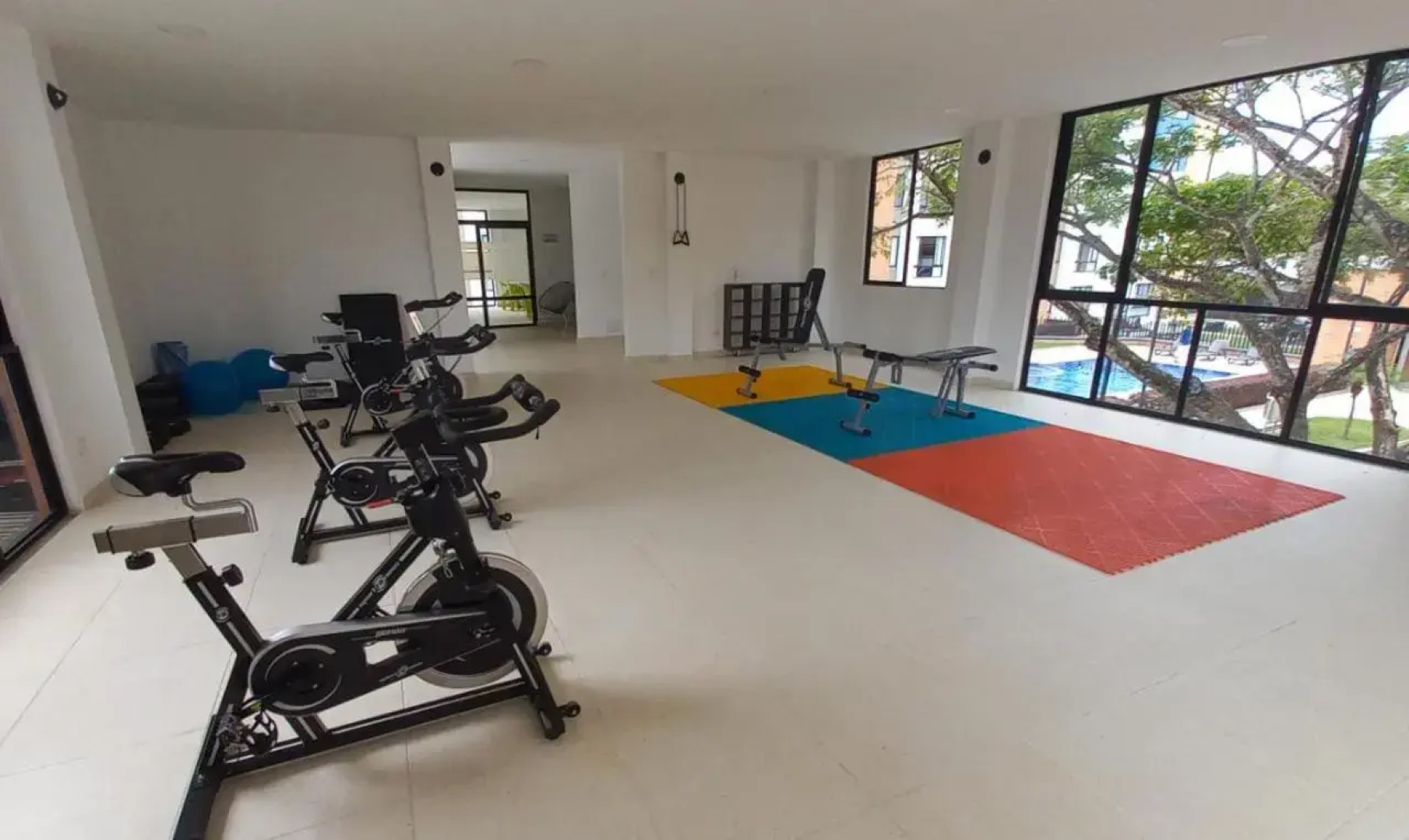 Apartamento con excelente ubicación.