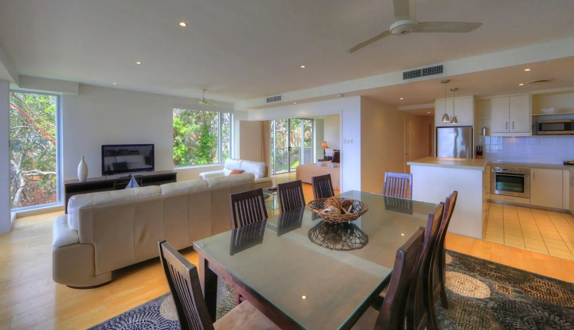 Rainbow Ocean Palms Resort