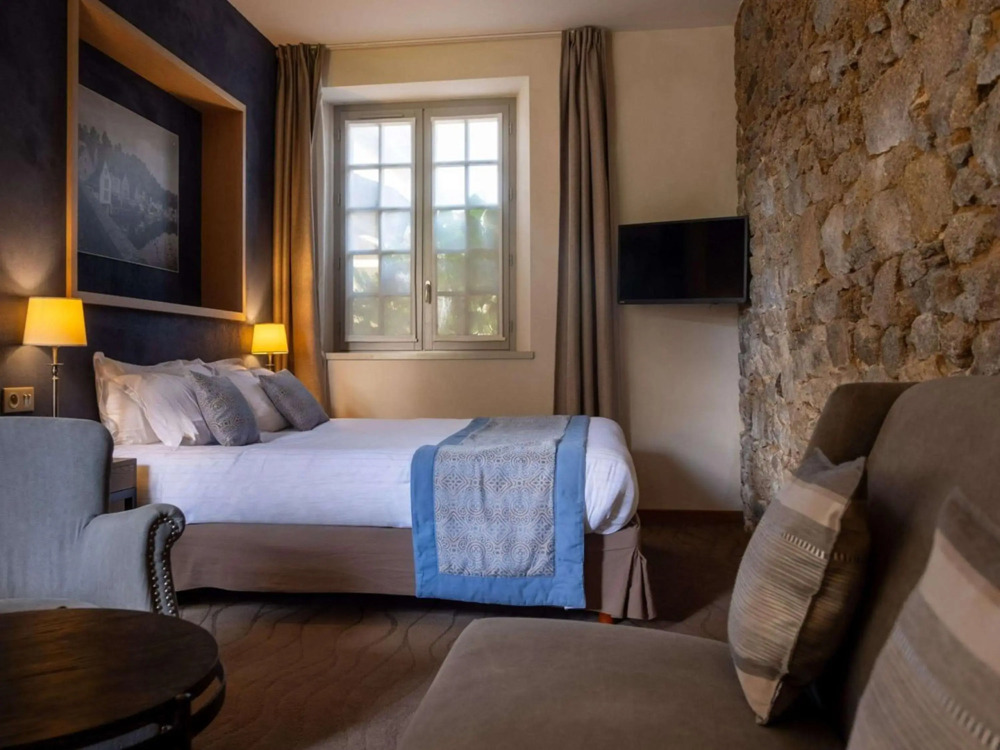 Hôtel de L'Abbaye Le Tronchet - Handwritten Collection