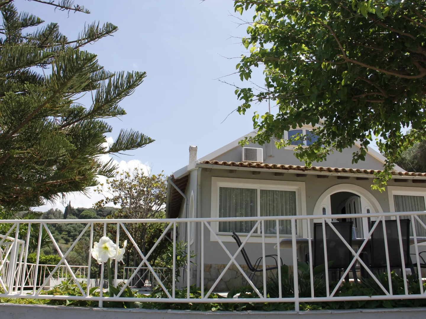 Villa in Corfu With Pool Near Gialos Beach