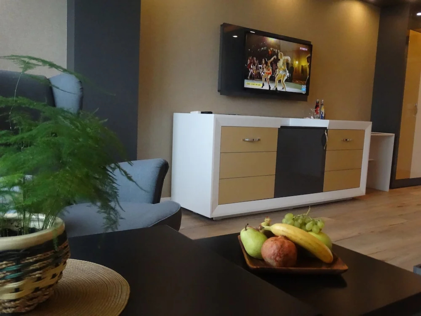 Yakamoz Hotel & Restaurant