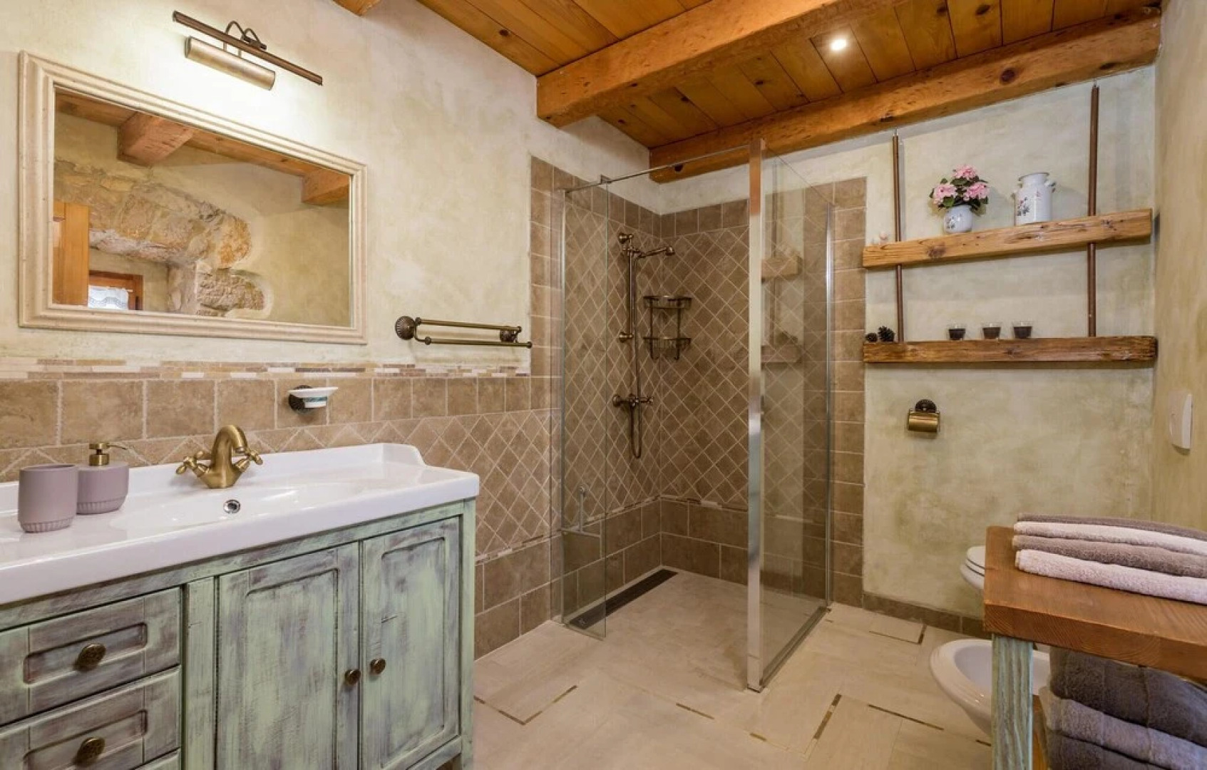 Beautiful Home in Kras With Wifi and 2 Bedrooms