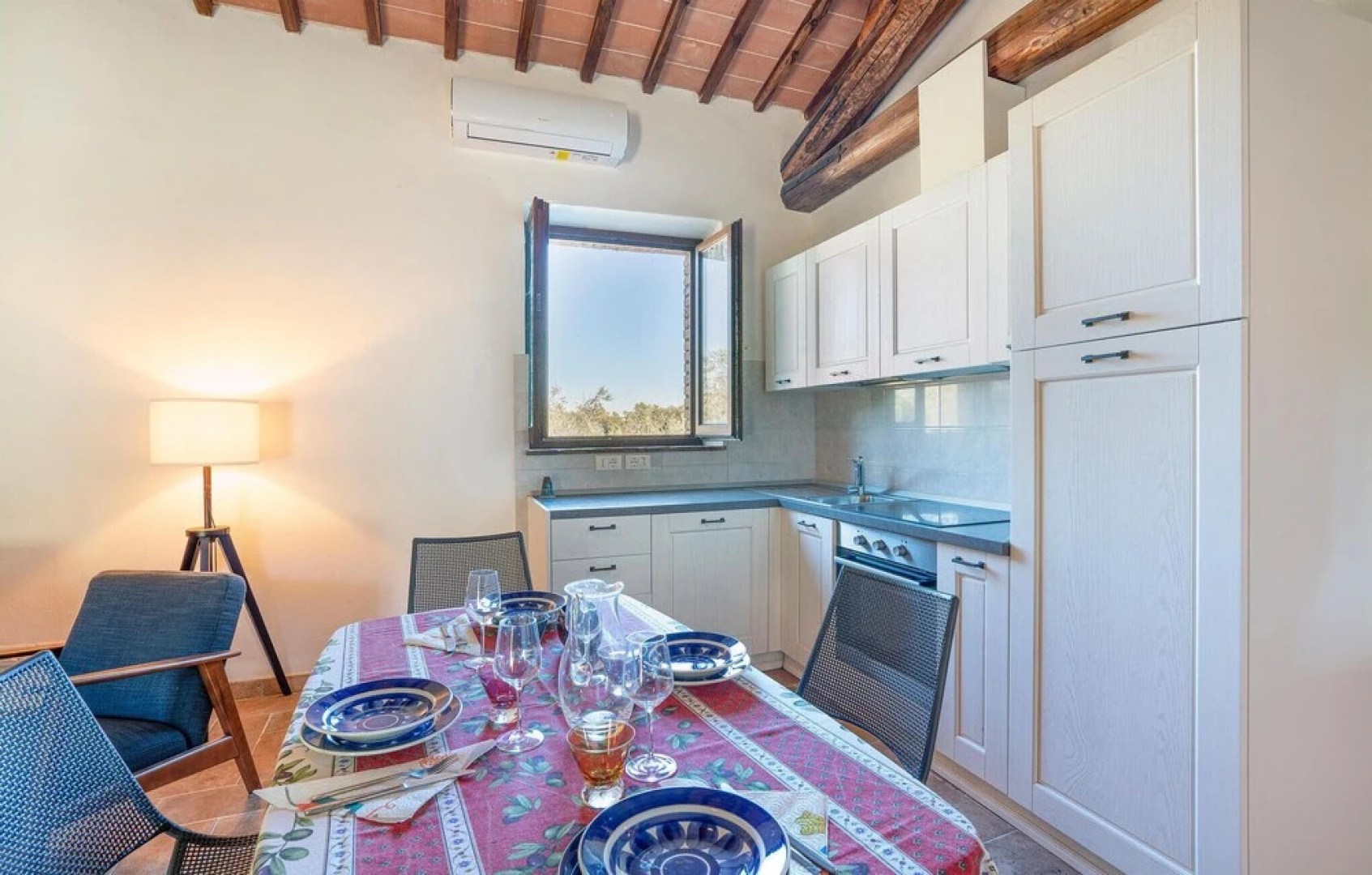 Nice Home in Casole D'elsa With 1 Bedrooms, Wifi and Outdoor Swimming Pool