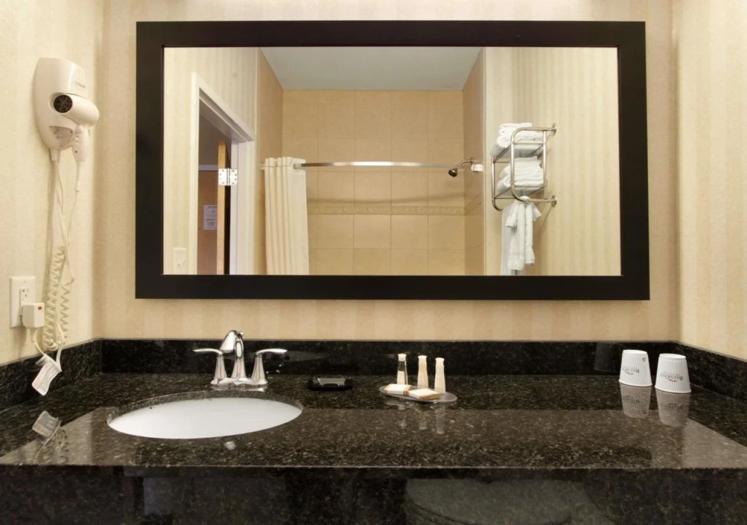 Comfort Inn & Suites Prince George - Fort Lee