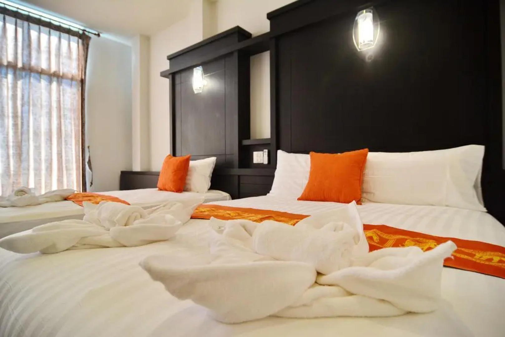 The Sea At Lanta Hotel