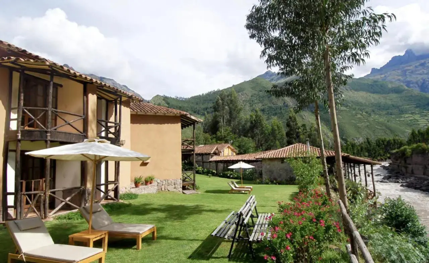 QASA Valle Sagrado by Nomad