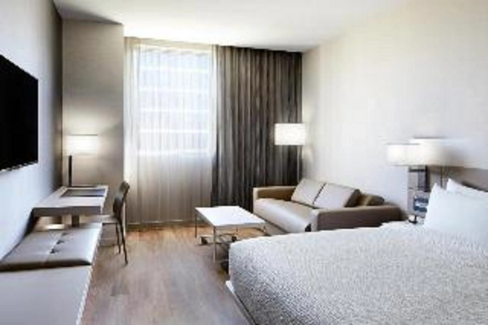 AC Hotel by Marriott Miami Aventura