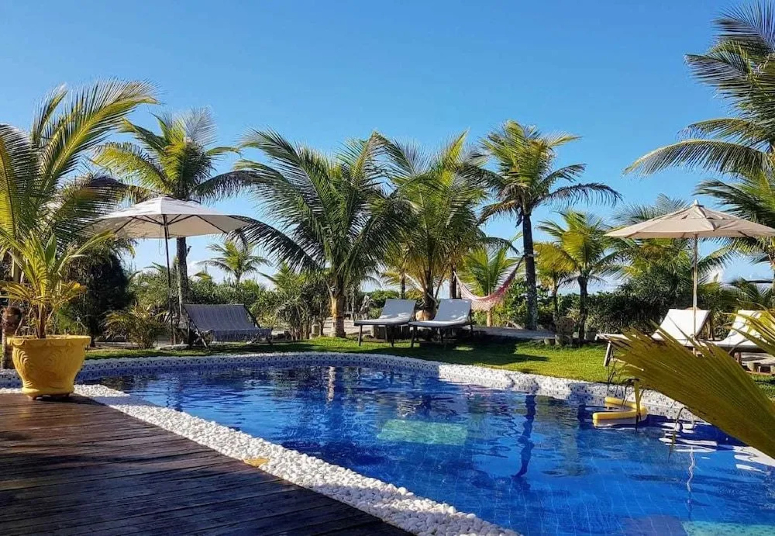 Bambusada Hotel & Restaurant