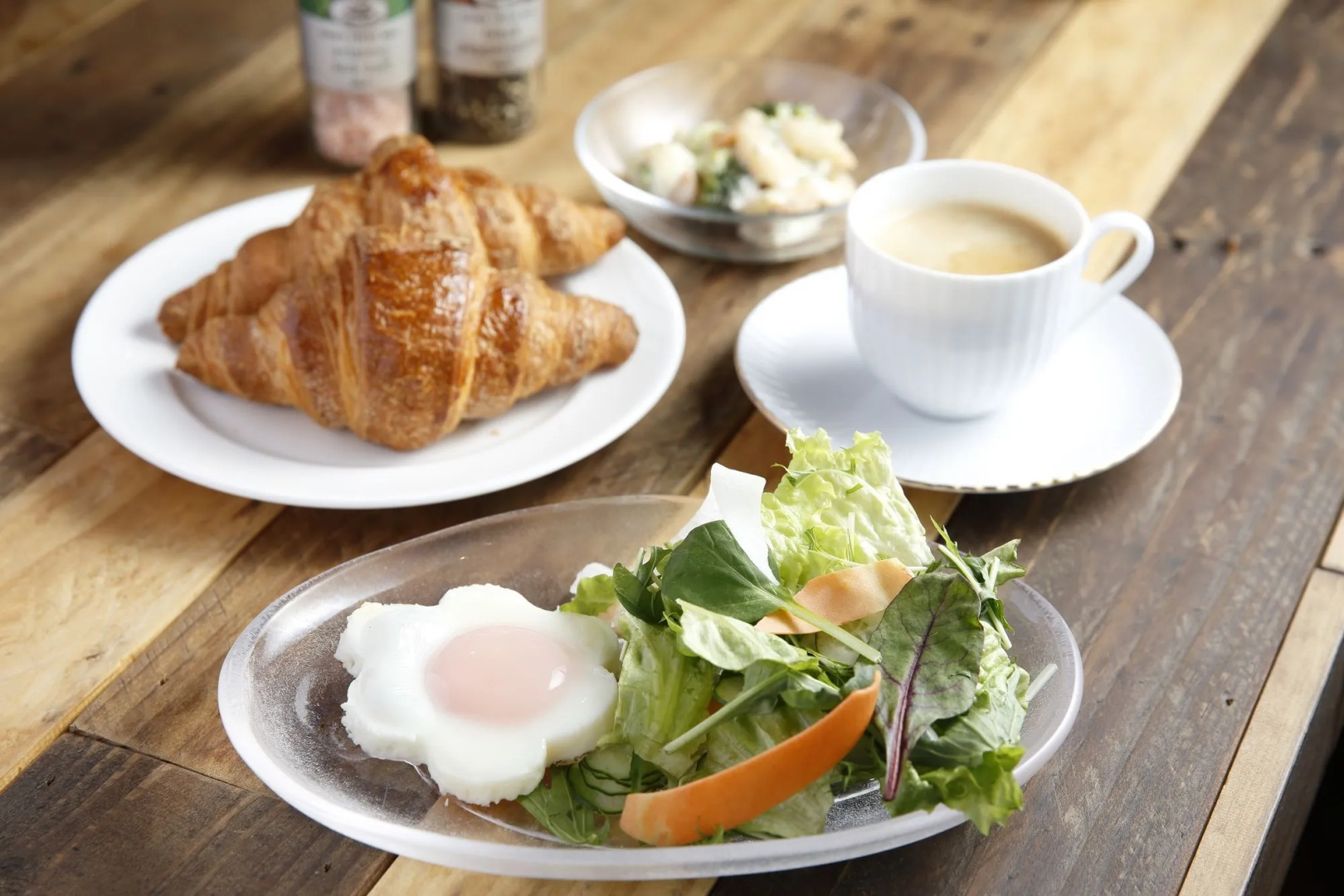 Kyou Bar Lounge & Inn