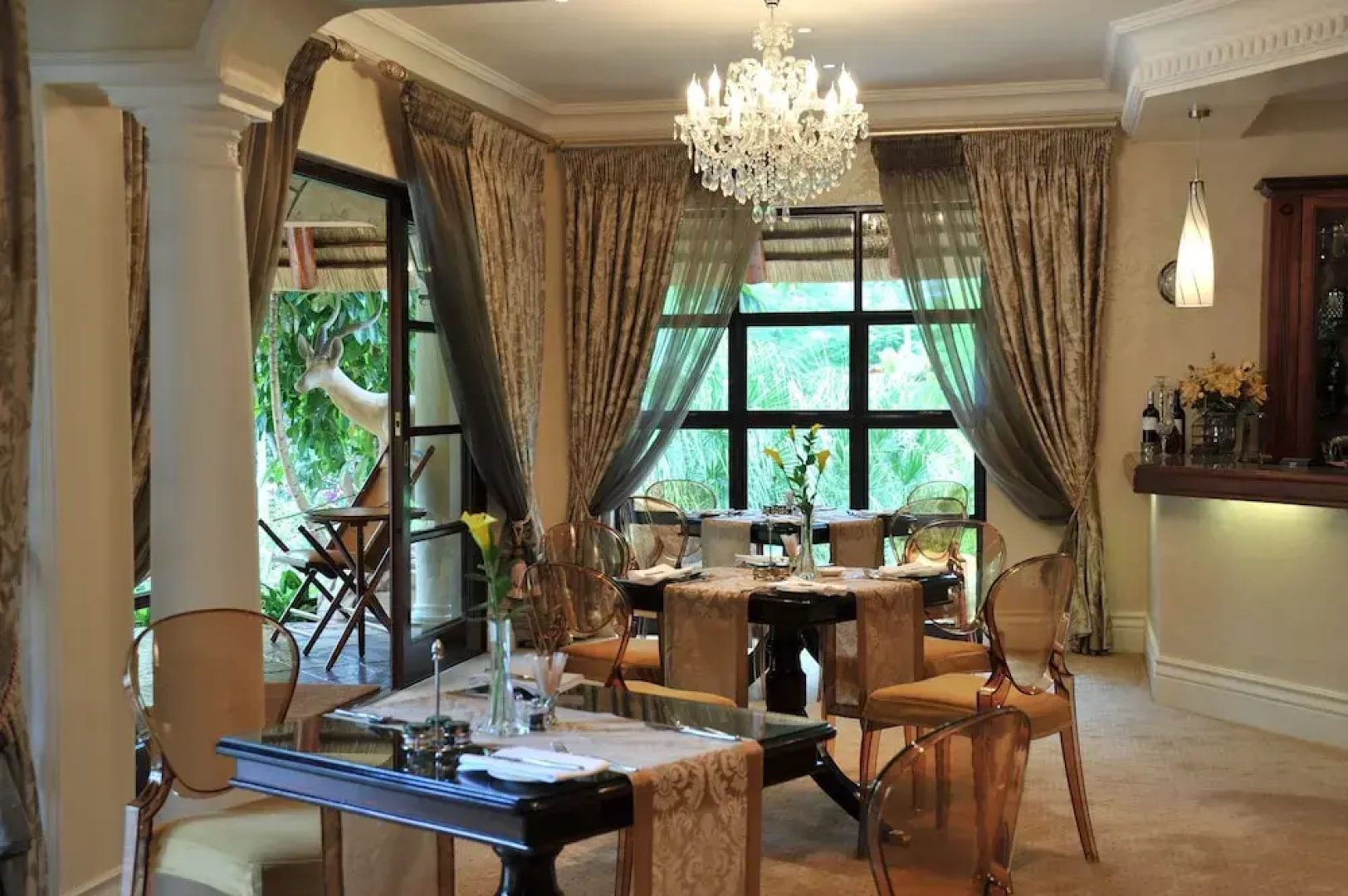 Summerfield Luxury Resort & Botanical Garden