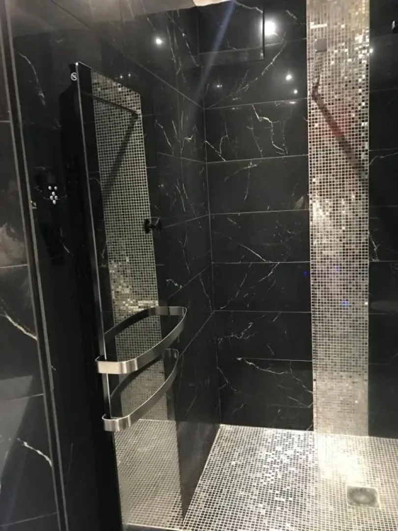 Le Cabaret Vip SPA