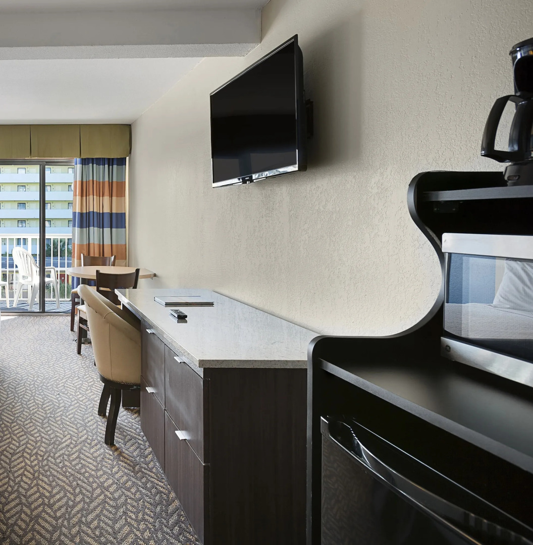 Captain's Quarters Resort