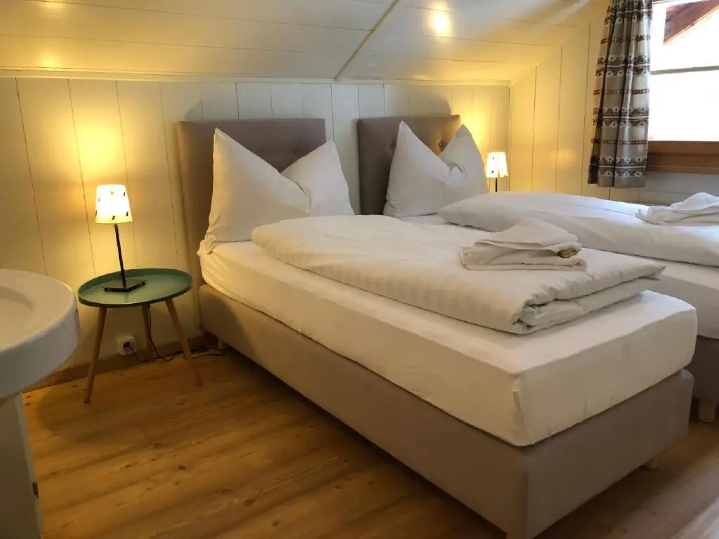 Spinas Gasthaus Val Bever - Hostel