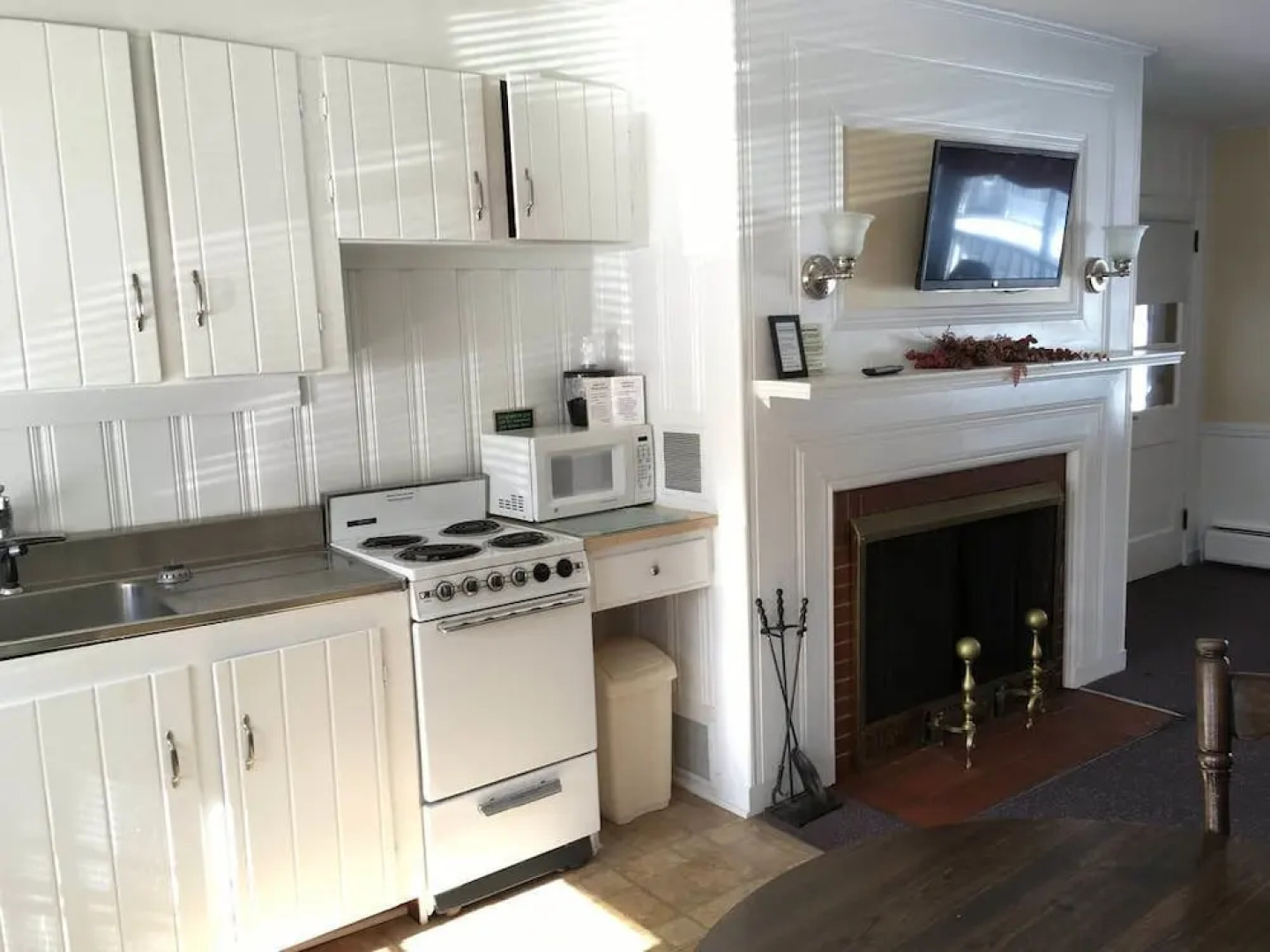 Highland Lake Resort