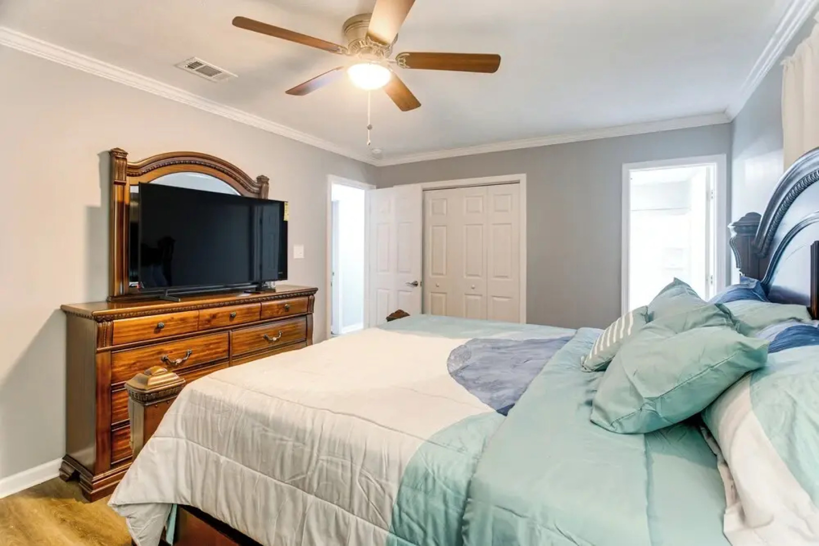 Near Shops & Eats: Home w/ Large Yard in Waycross!