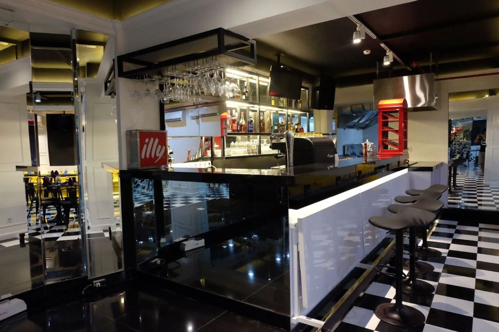 Grand Darmo Suite by AMITHYA