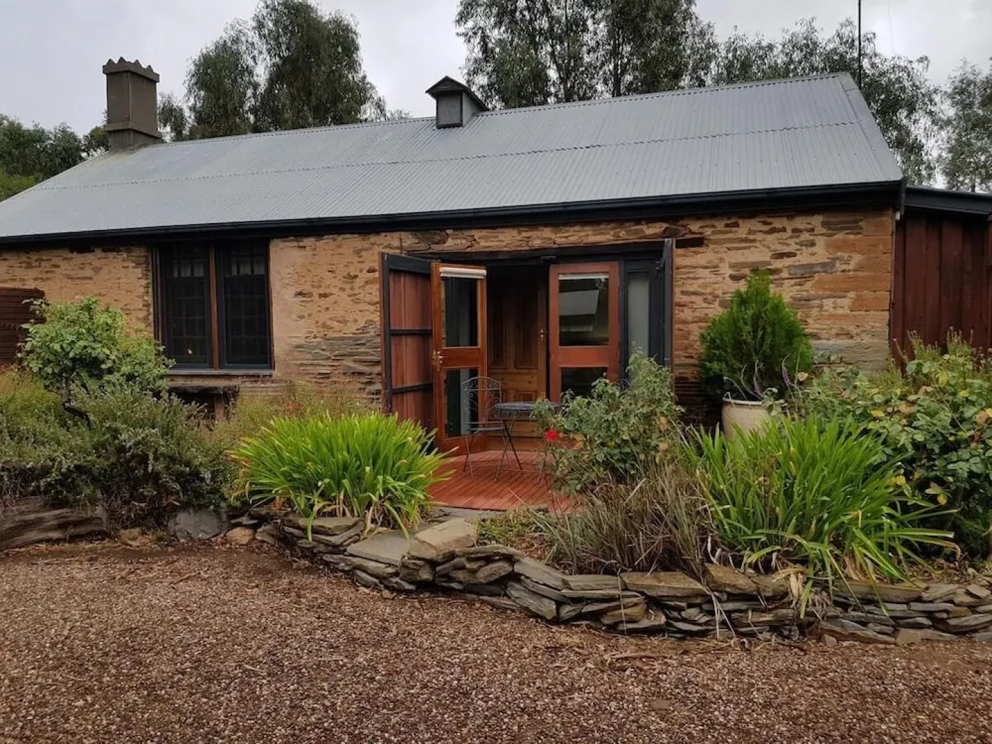 Redwood Studio - Adults Only