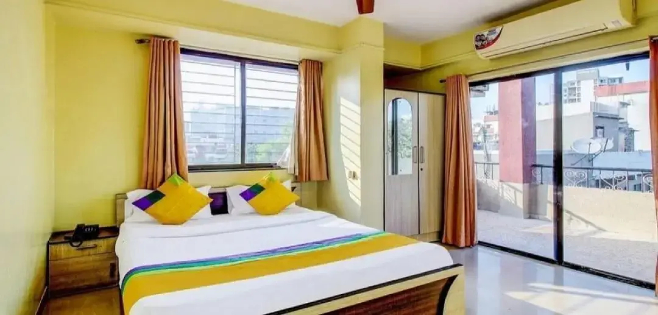 Coronet Luxurious Apartments