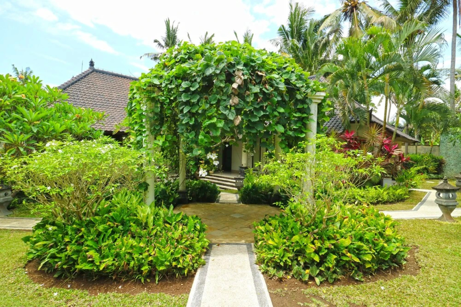 Saba Garden Villa