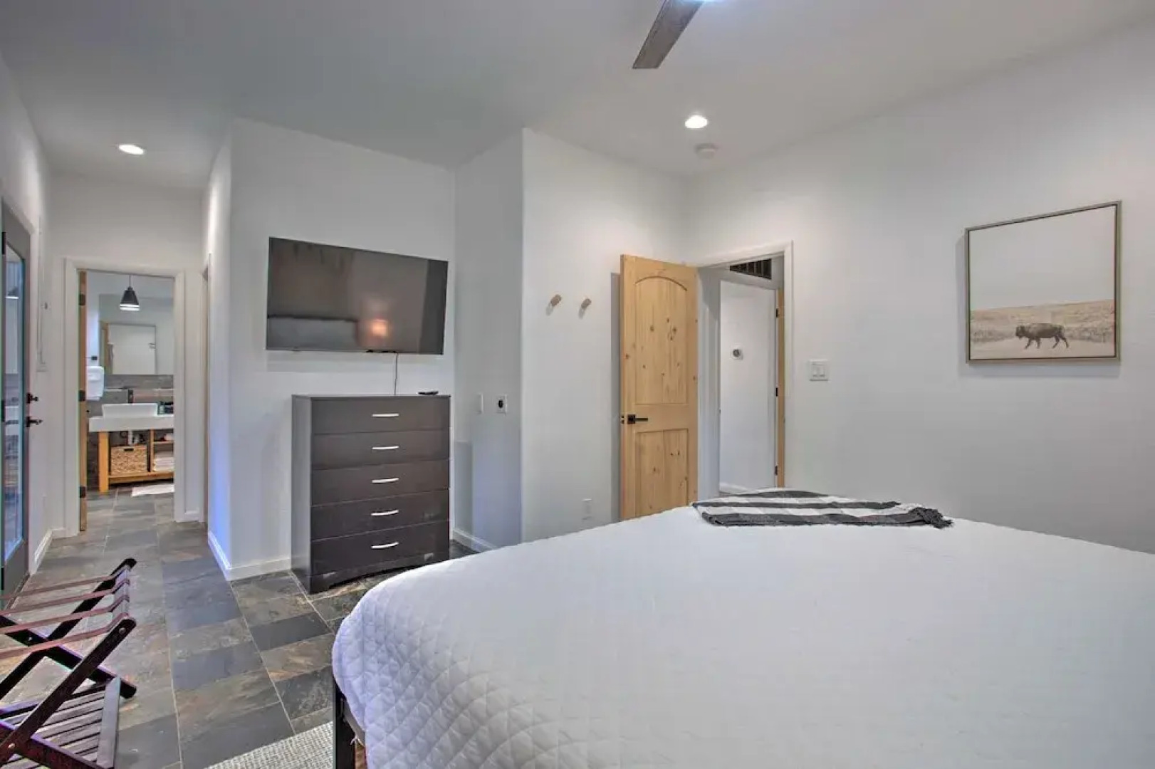 Medicine Park Cabin w/ Mountain Views!