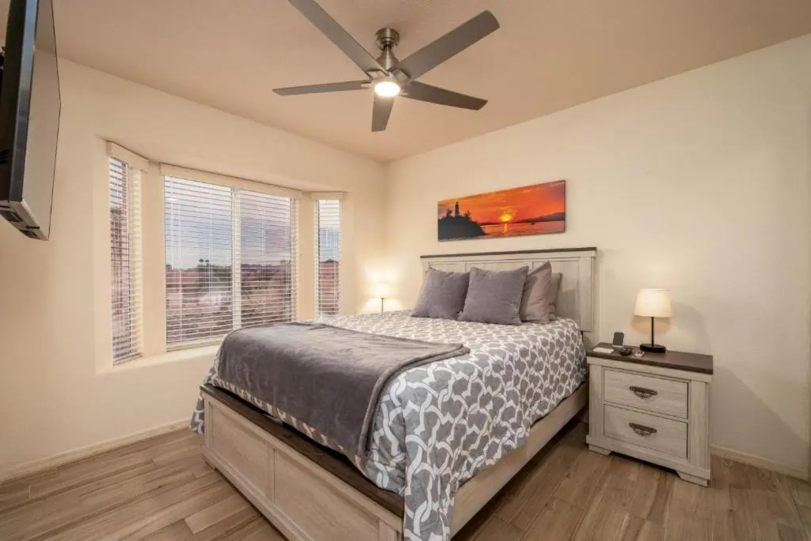 New! Lake Havasu Oasis w/ Custom Pool & Spa-