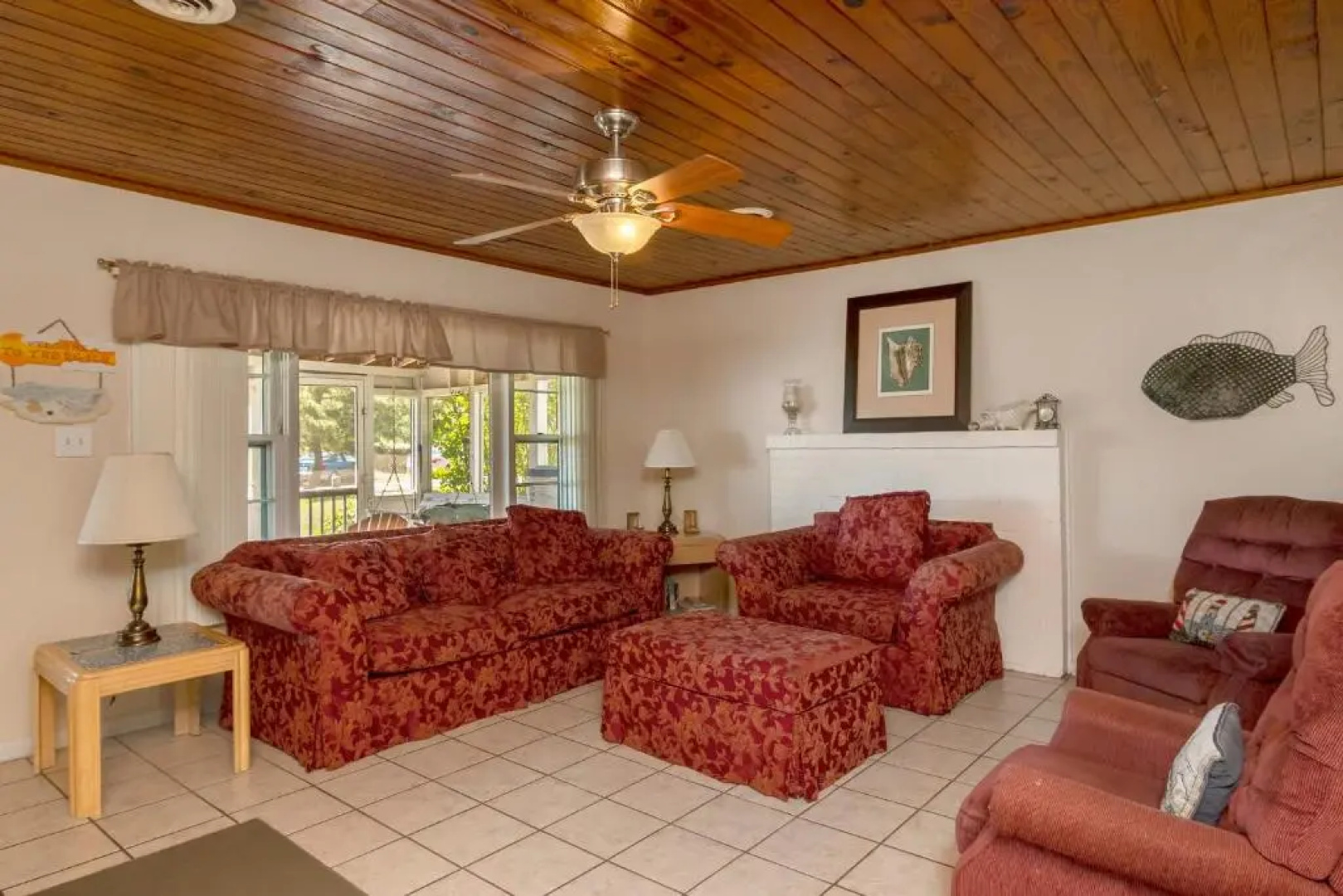 Papas Place by Oak Island Accommodations