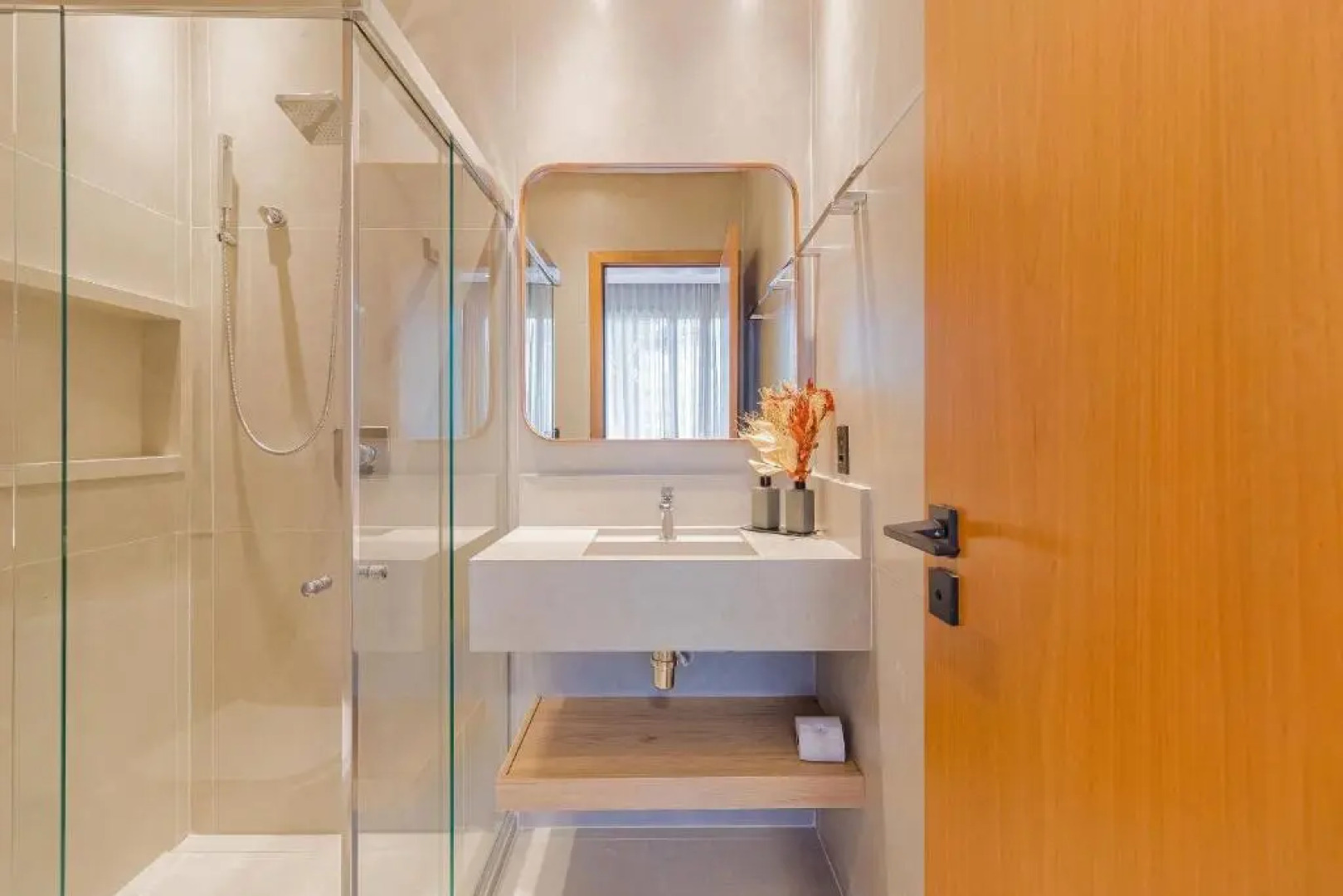 PF56 Casa Alto Padrão 6 Suítes