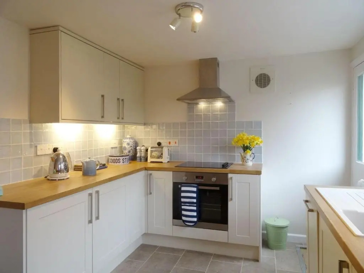 Fiddlesticks Cottage