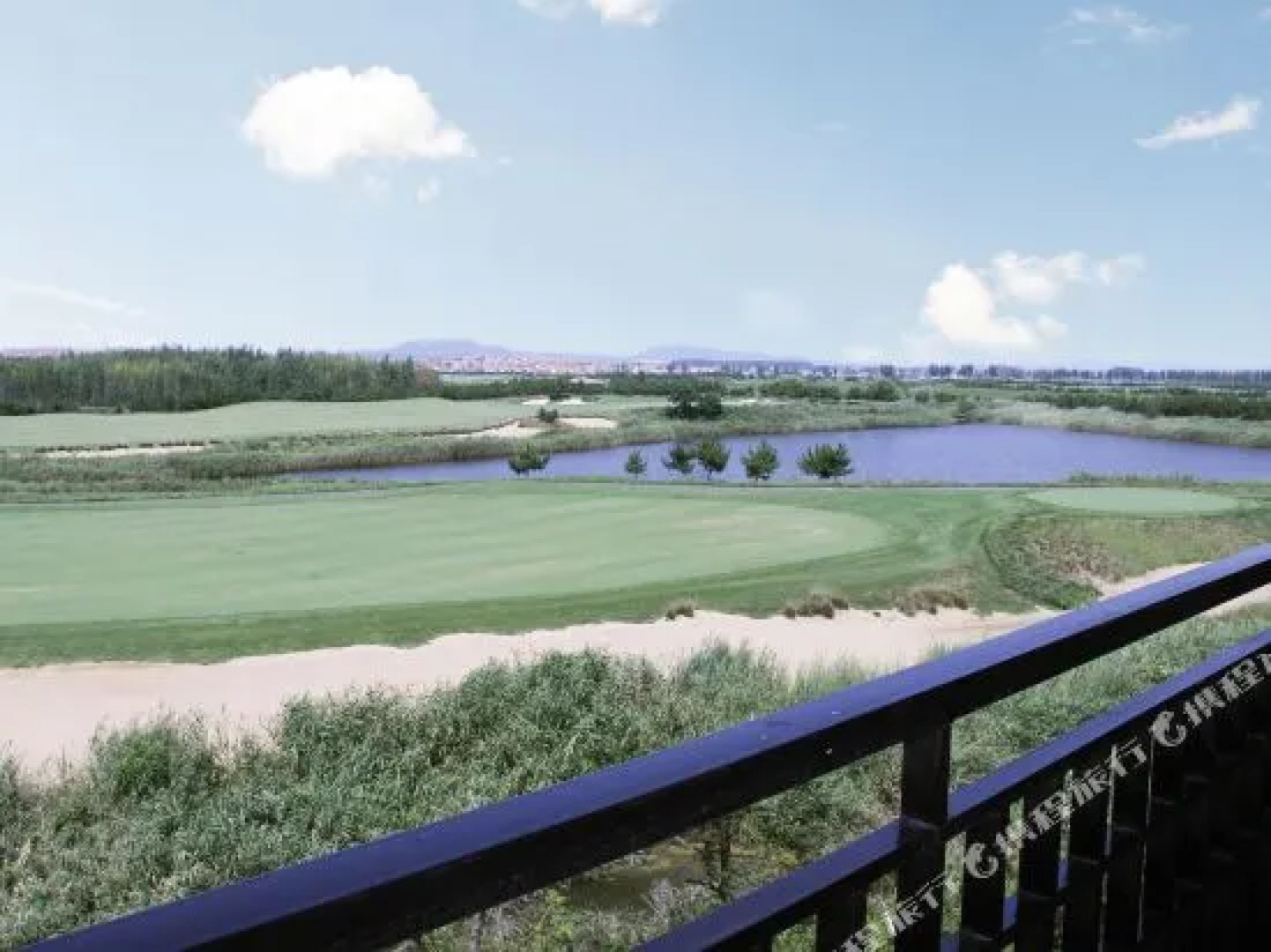 Qingdao Golden Mountain Resort Hotel