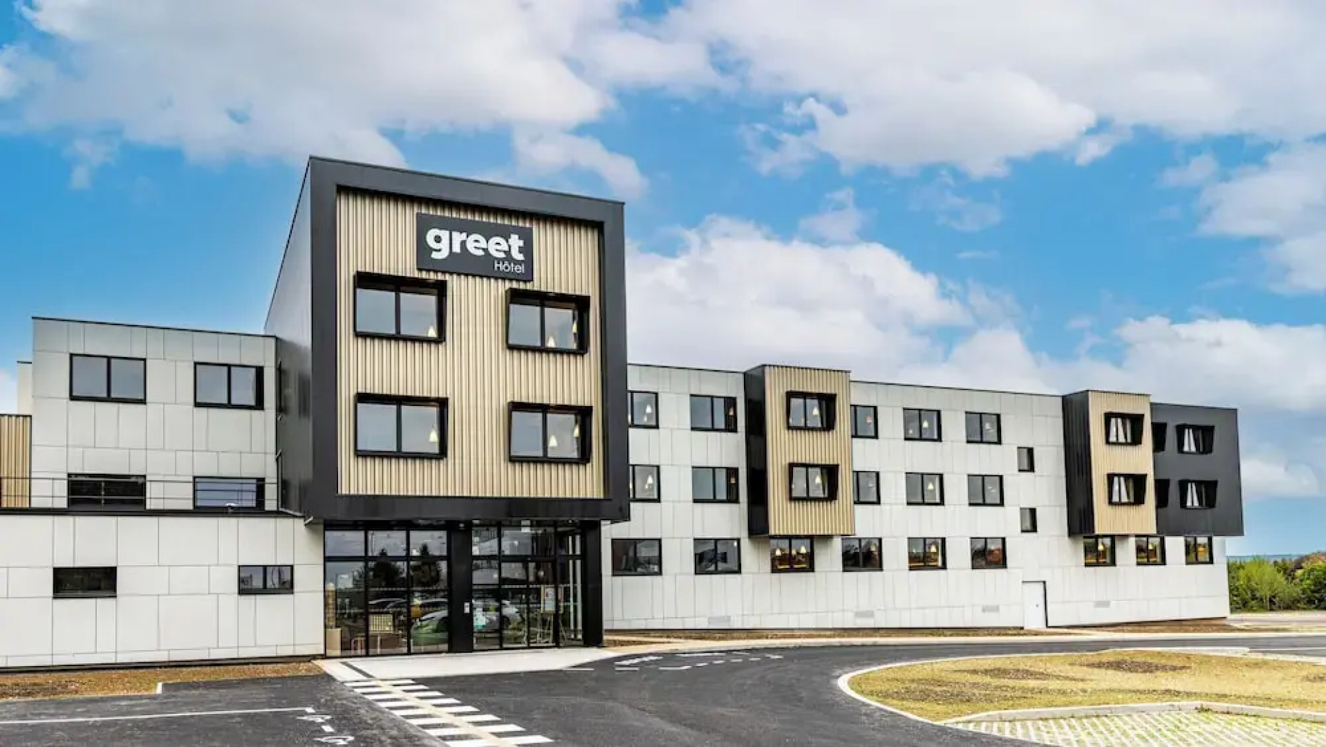 greet Hotel Reims Tinqueux