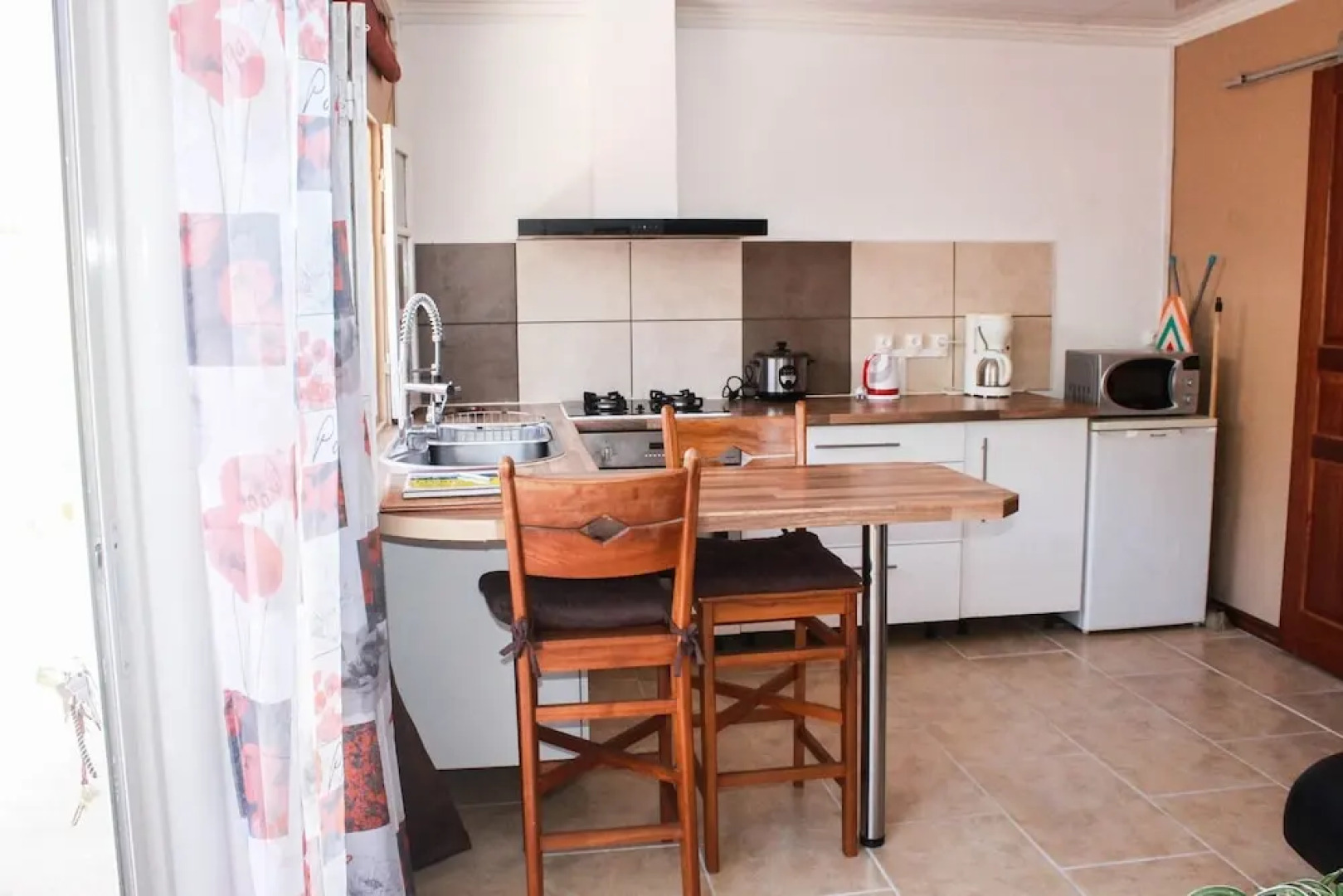 Studio in Cilaos, With Enclosed Garden - 42 km From the Beach