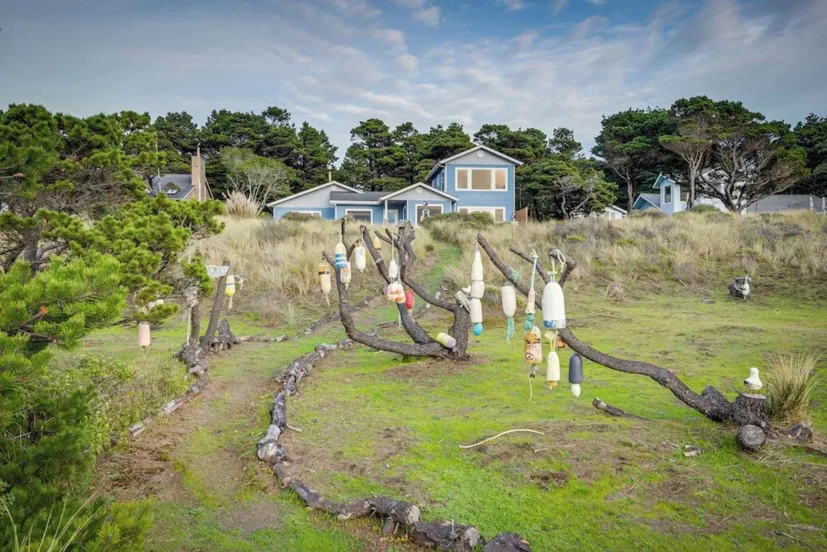 Oceanfront Home in Port Orford: The Lighthouse