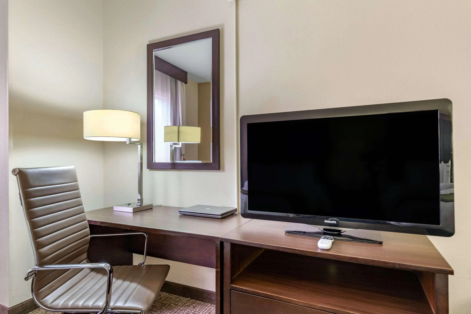 Comfort Inn & Suites Lakeside