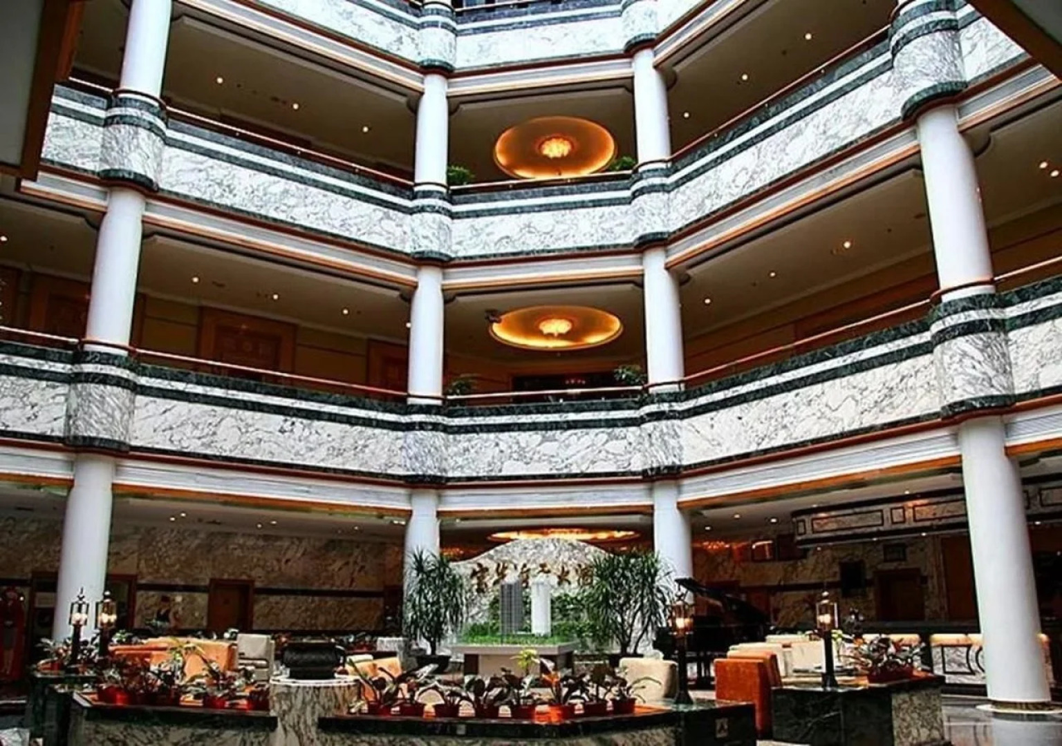 Baohua Harbour View Hotel