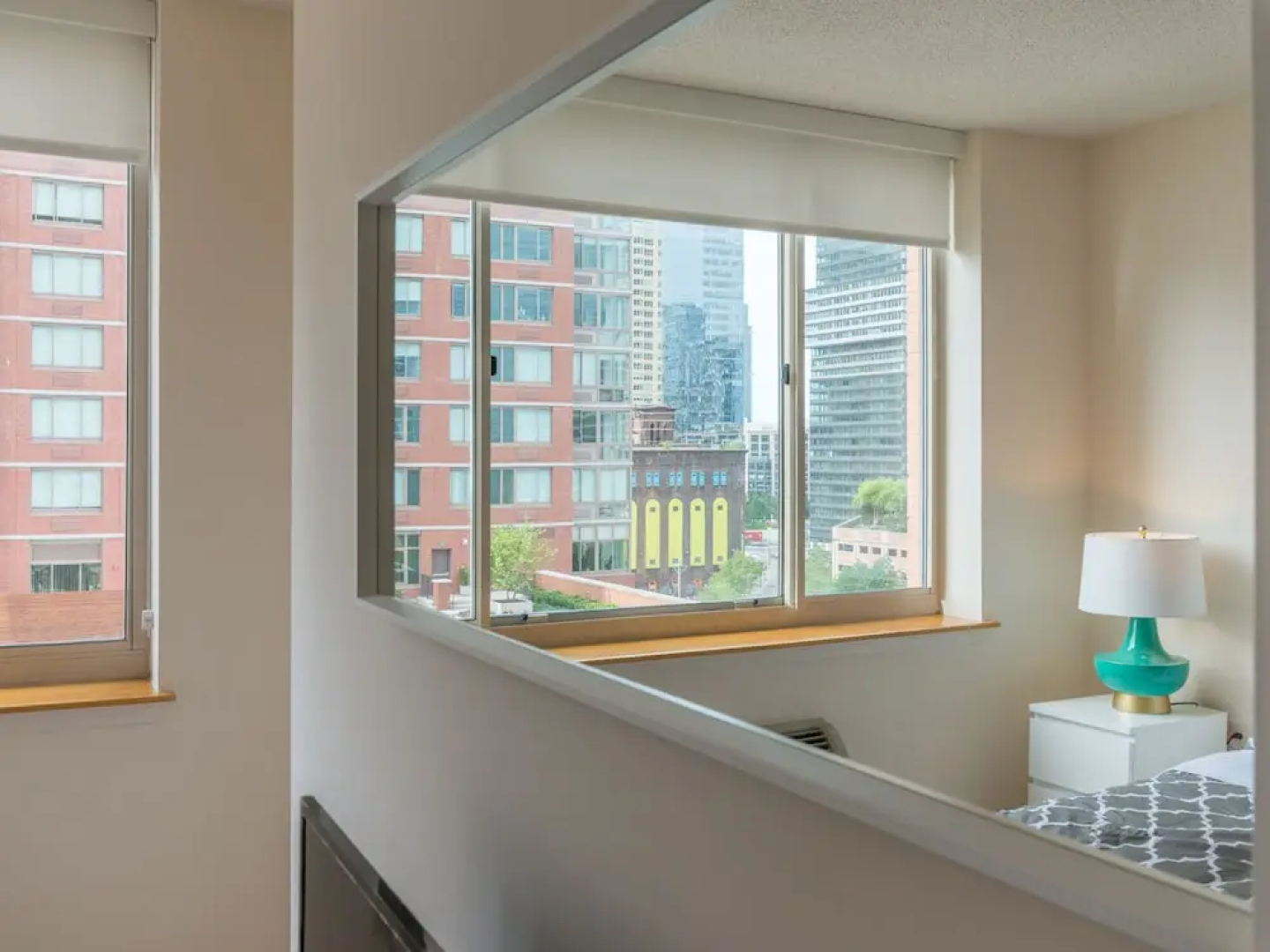 Skyline Luxury Home Suites at Newport