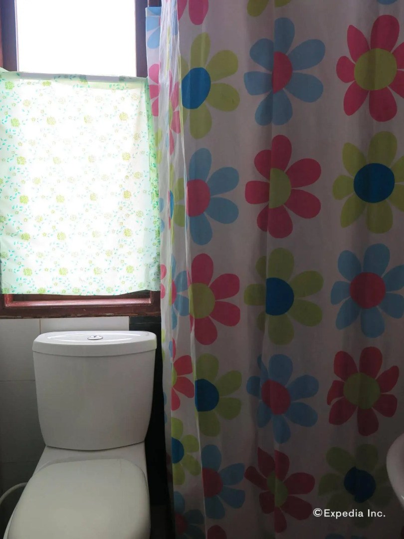 Dayunan El Nido Tourist Inn