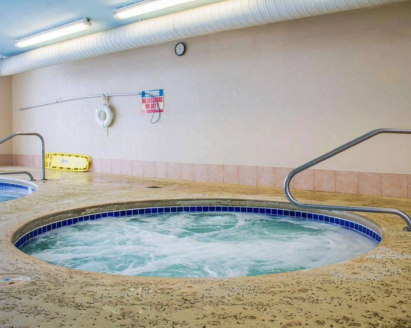 Quality Inn & Suites Bellville - Mansfield