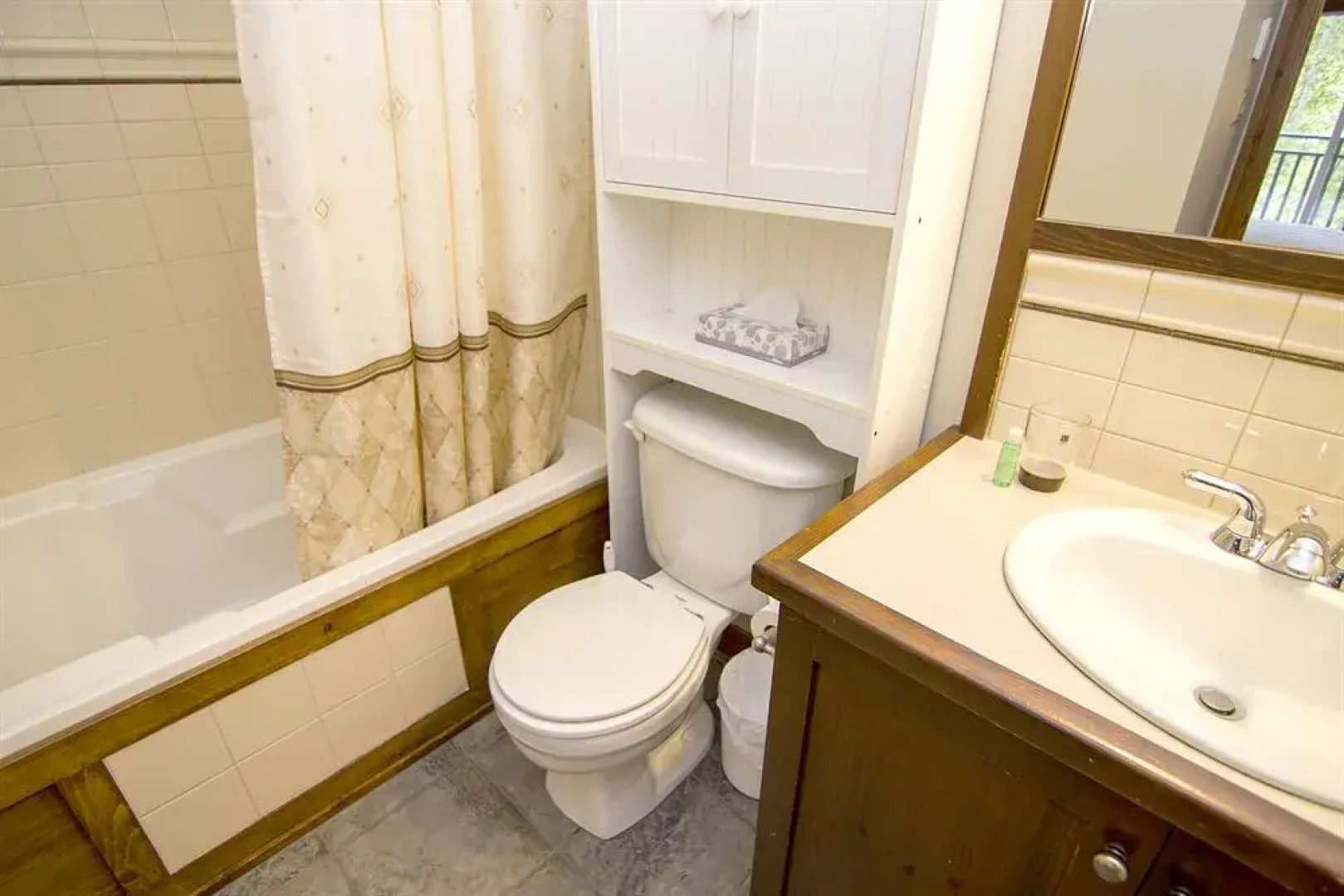 Tremblant les Eaux by Location ADP Tremblant