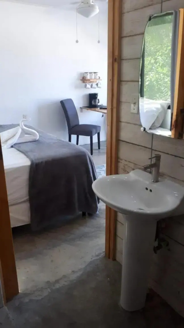 Show Pony Beach Resort and Suites