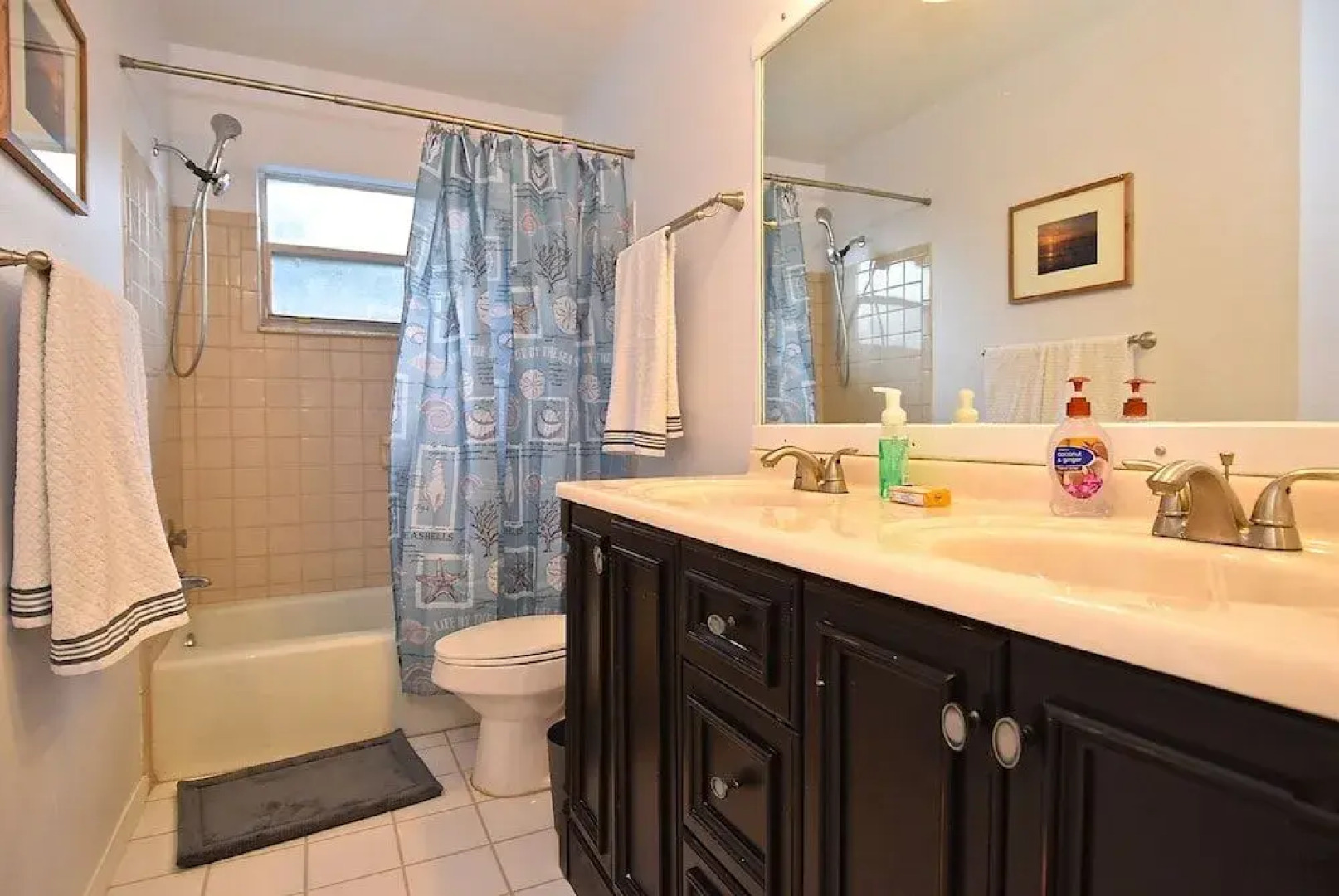 Crescent Street by VTrips