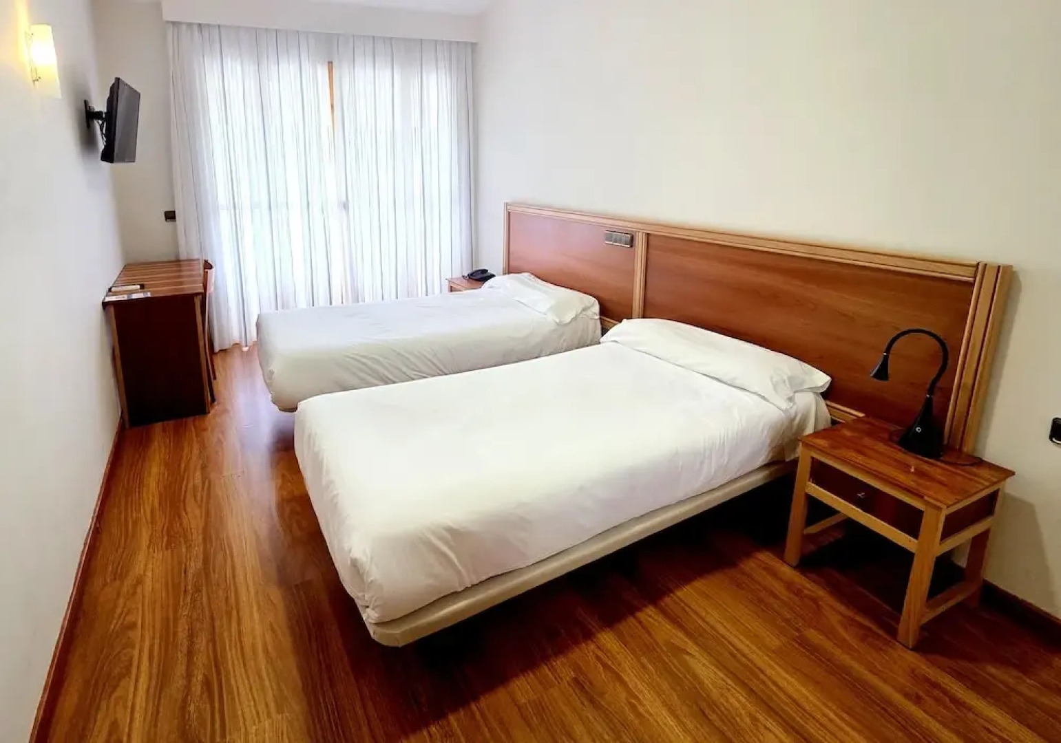 Hotel Los Barruecos by Croma