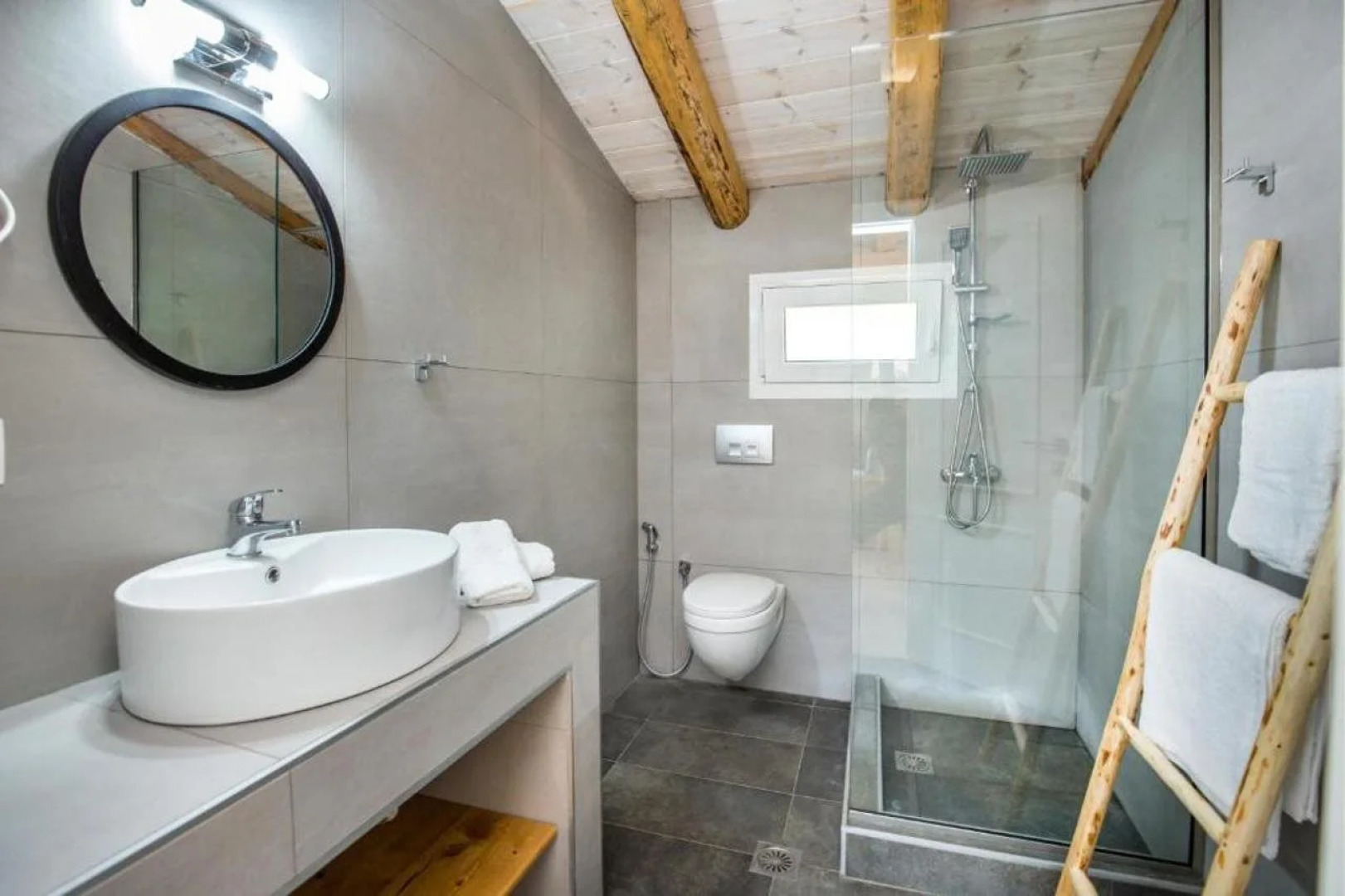 Rodon House Aparthotel