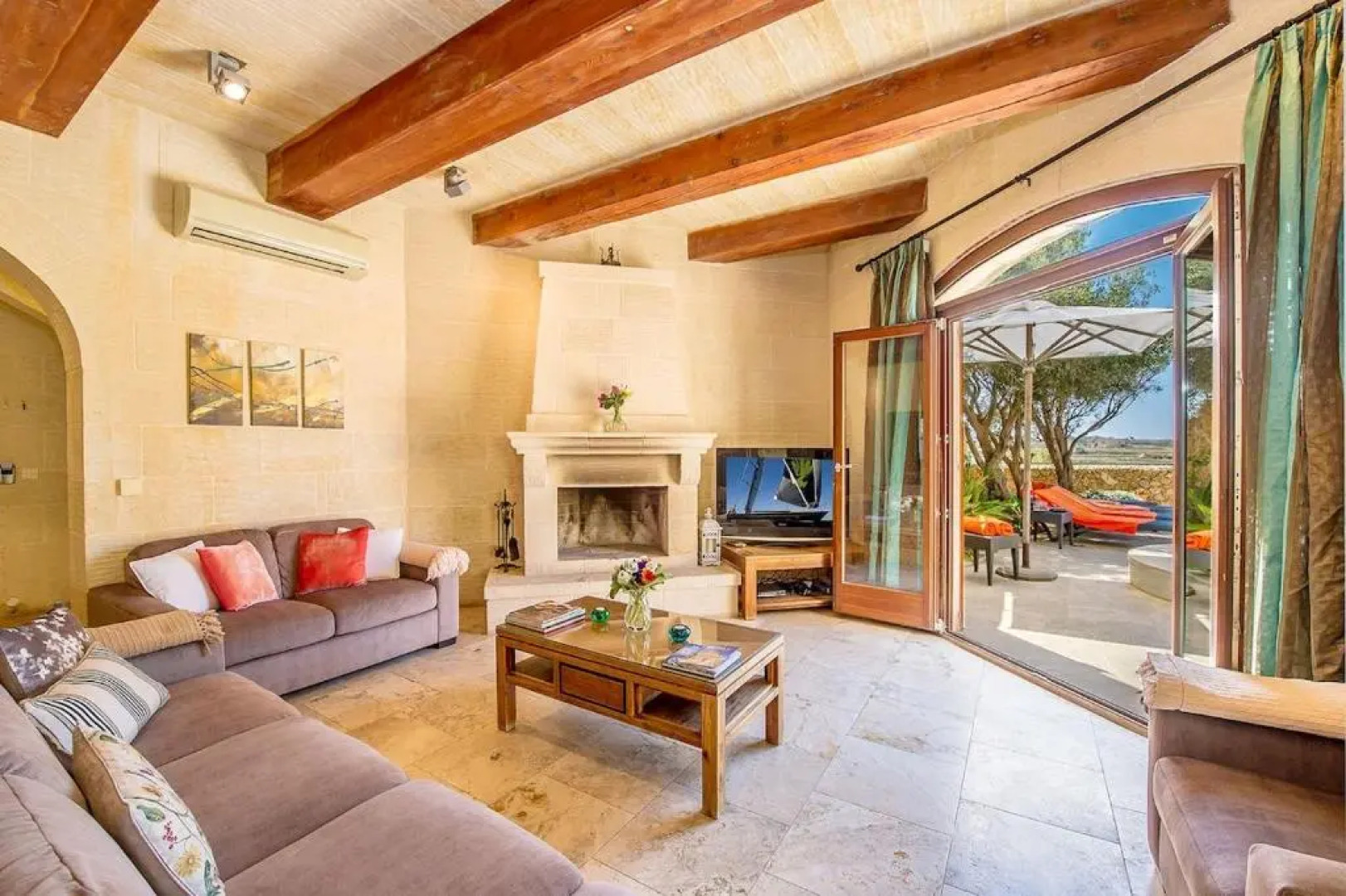 The Hamlet 2 Holiday Home