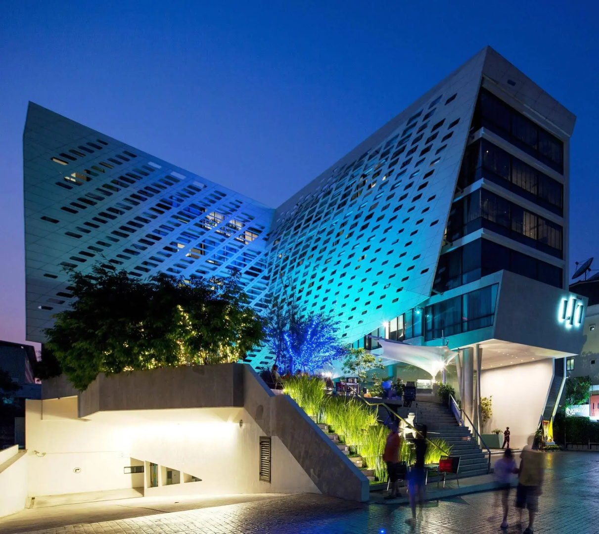 LiT BANGKOK Hotel