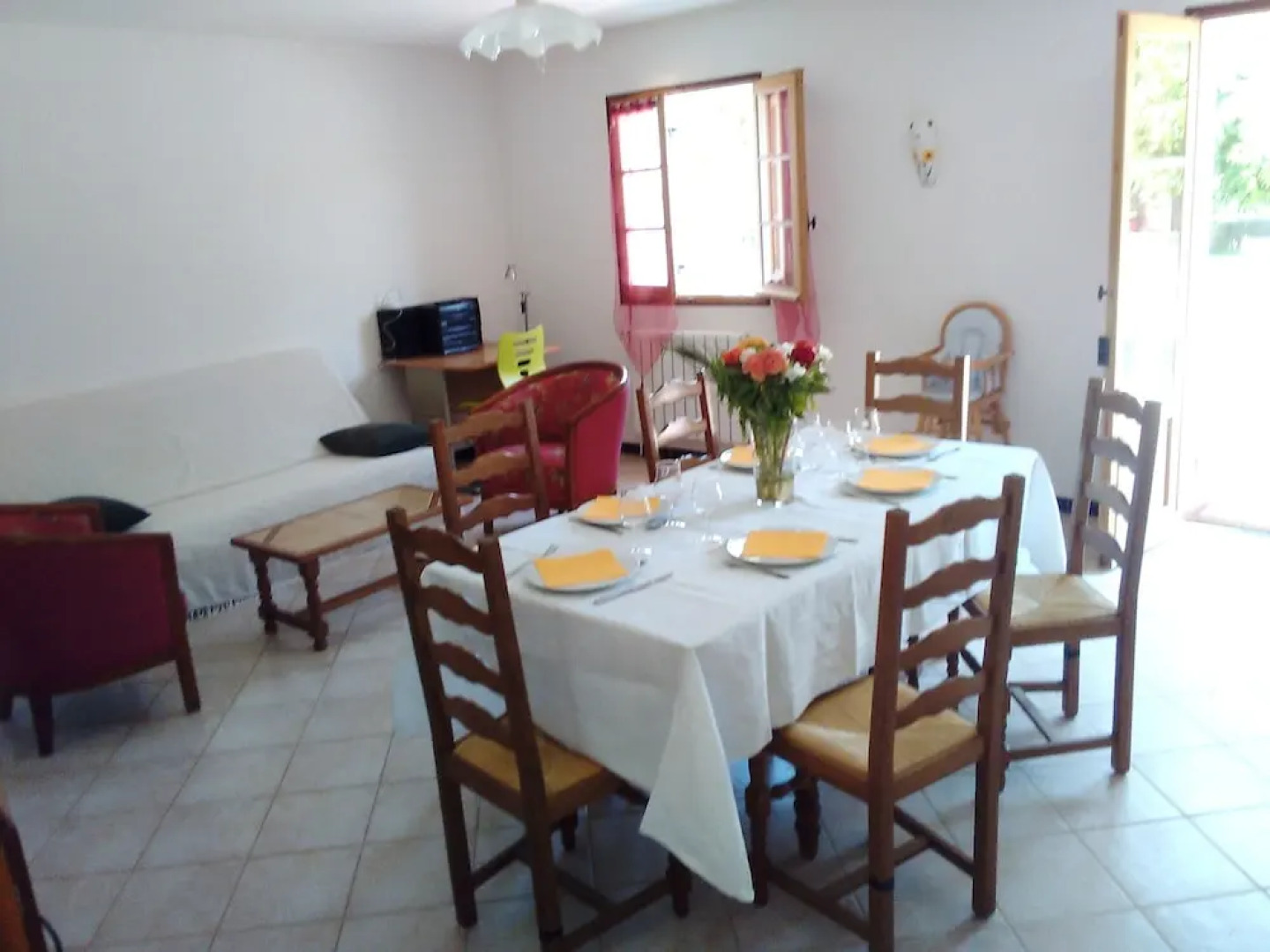 Villa With 2 Bedrooms in Mormoiron, With Private Pool and Furnished Ga