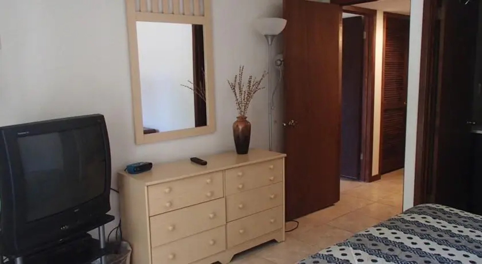 Casa Del Sol Condominiums - by Island Services