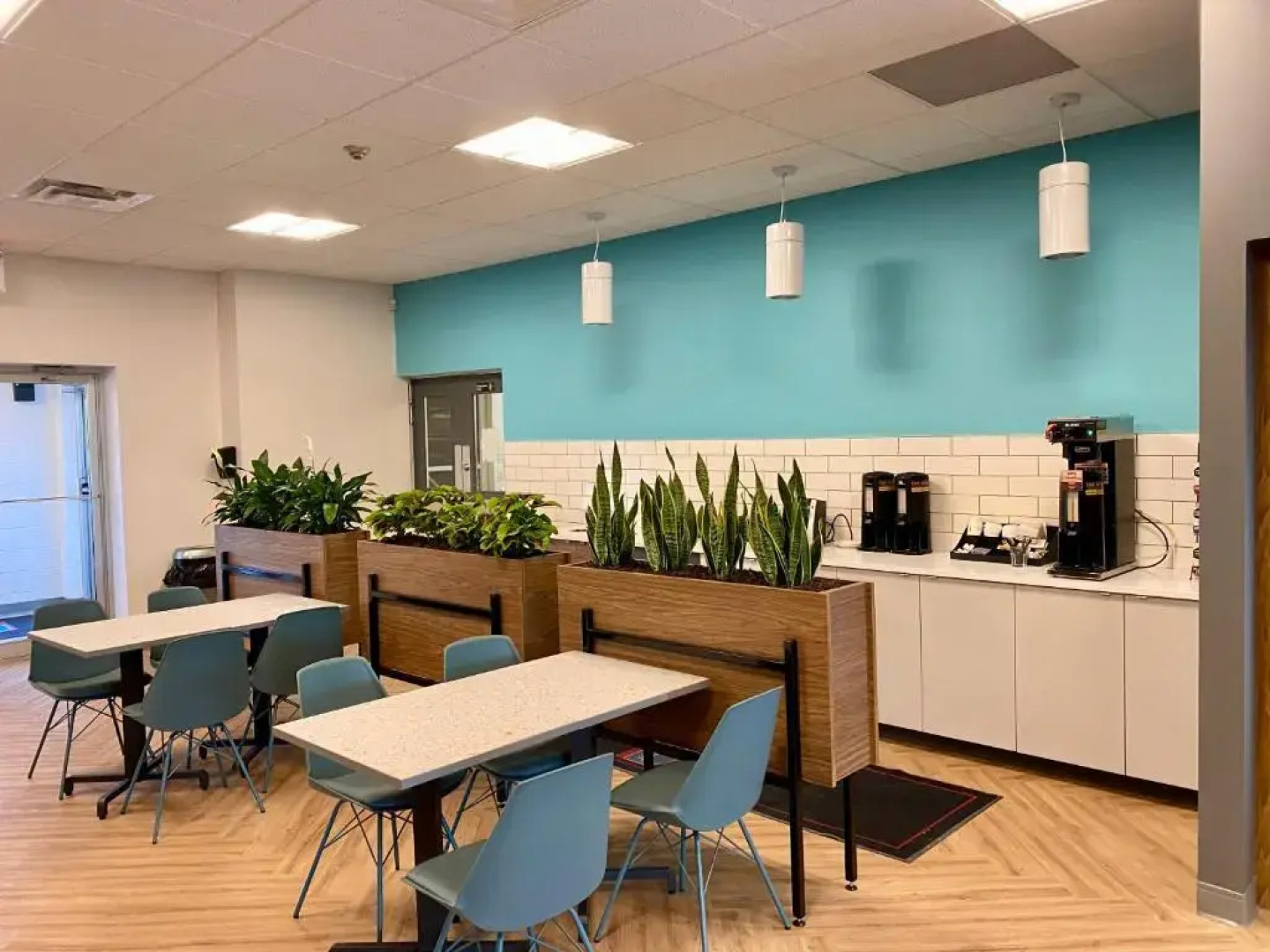 Howard Johnson Express Inn - Winnipeg West